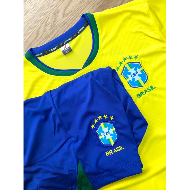 Áo đá banh, bóng đá tay ngắn Brazil vàng
