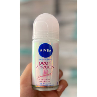 Lăn khử mùi nữ Nivea Ngọc Trai 50ml