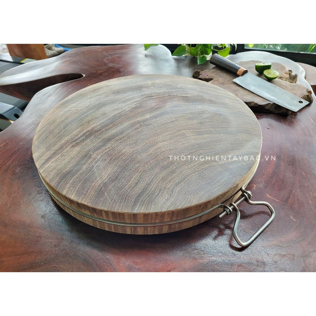 Thớt gỗ nghiến cỡ lớn đường kính 49cm Thớt Nghiến Hoàng Linh nguyên mộc nguyên khối an toàn khi sử dụng