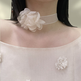 MEE BLING ♡ Vòng cổ choker hoa voan Chiffon Flower Choker Necklace