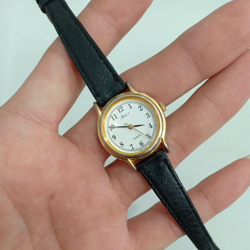 Đồng hồ si nhật nữ dây da hiệu ABEE mạ vàng