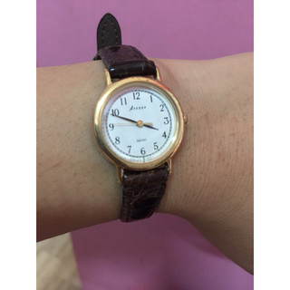 Đồng hồ nữ dây da Seiko