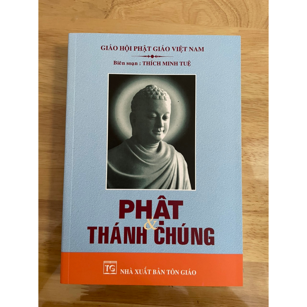 Sách - Phật và Thánh Chúng (bìa mềm)