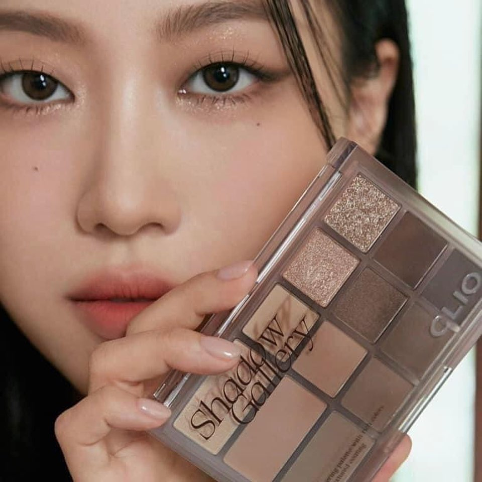 Bảng Phấn Mắt 12 Ô CLIO Shade & Shadow Palette NEW 9.6g