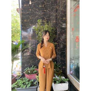 Đồ đi chùa đũi cho tuổi trung niên thêu sen