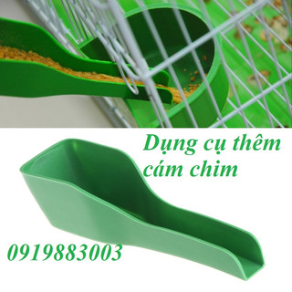 Dụng cụ bổ sung thức ăn cho chim cộng với thìa thức ăn bằng nhựa thìa thức ăn cho chim / thìa thức ăn xẻng thức ăn