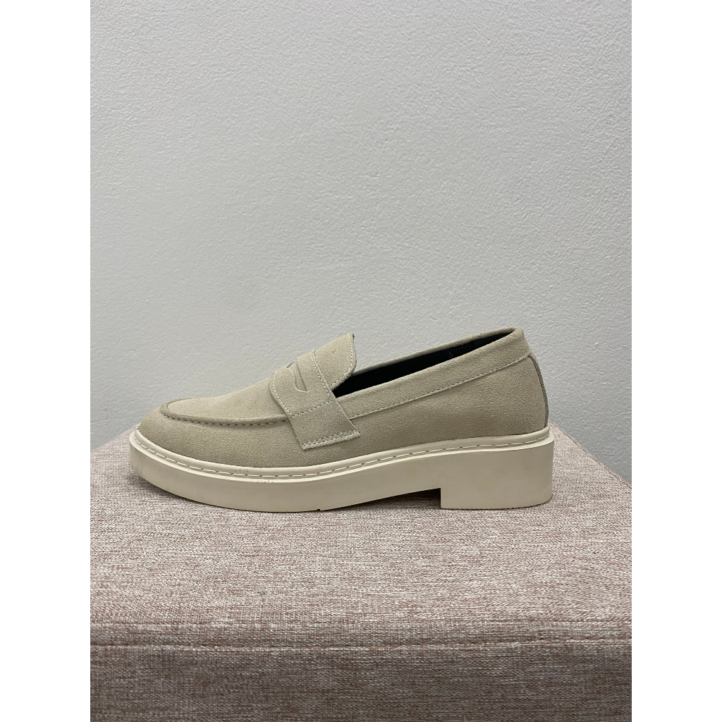 Giày Loafer tan da lộn, giày lười nam màu kem