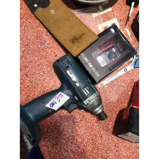 thân máy bắn vít makita m3 (không kèm pin)