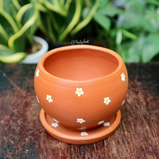 Chậu đất nung vẽ hoa thủ công