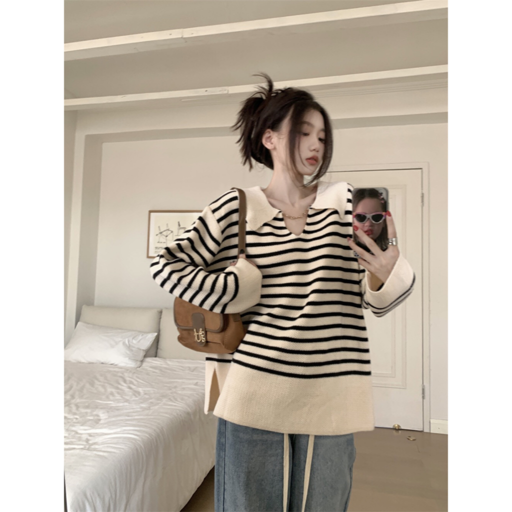 𝗺𝗶𝗲 𝘀𝘁𝘂𝗱𝗶𝗼 - HÀNG CÓ SẴN Áo dệt len cổ bẻ dài tay xẻ 2 bên hoạ tiết kẻ ngang dáng freesize