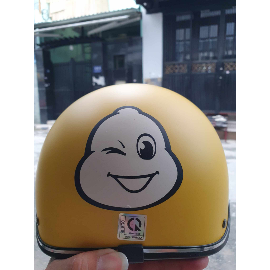 Mũ bảo hiểm  Michelin màu vàng
