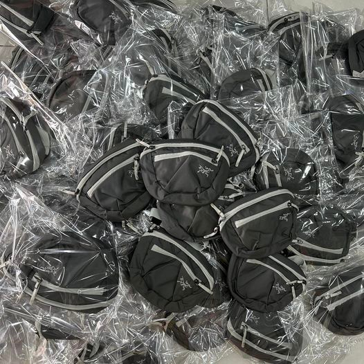 Túi đeo chéo Arc'teryx Mantix 2