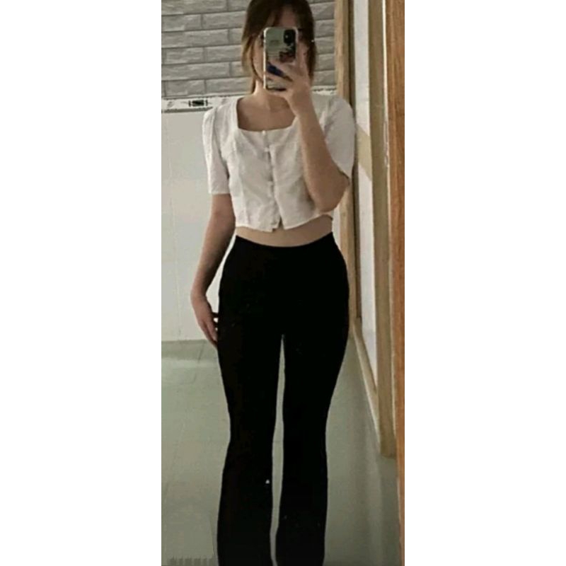 Pass quần legging ống loe