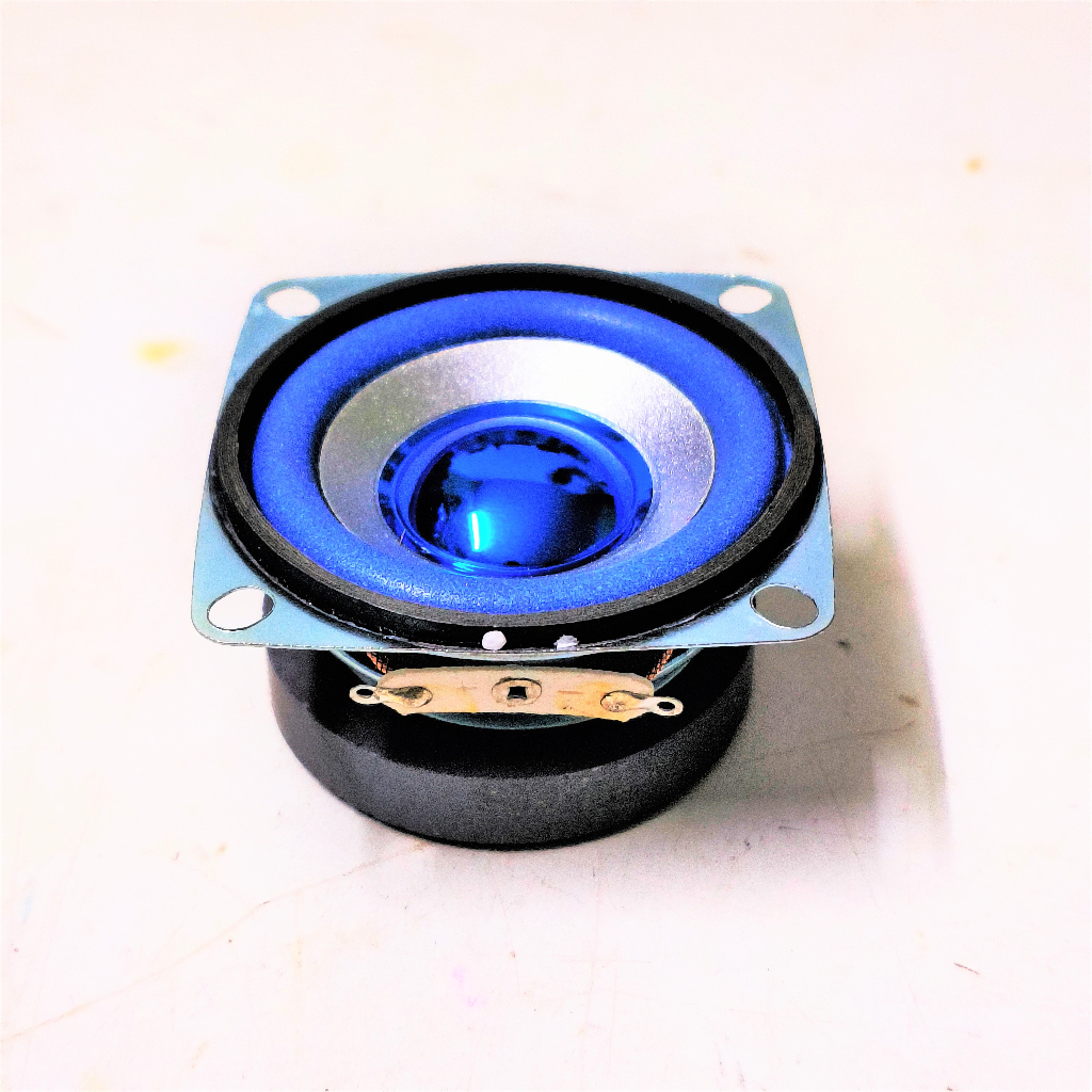 Loa toàn dải 4ohm - 5W vành 52mm  Lõi từ lớn 4cm chất âm hay, tiếng rõ, bass chắc. Dùng chế loa nghe nhạc mini