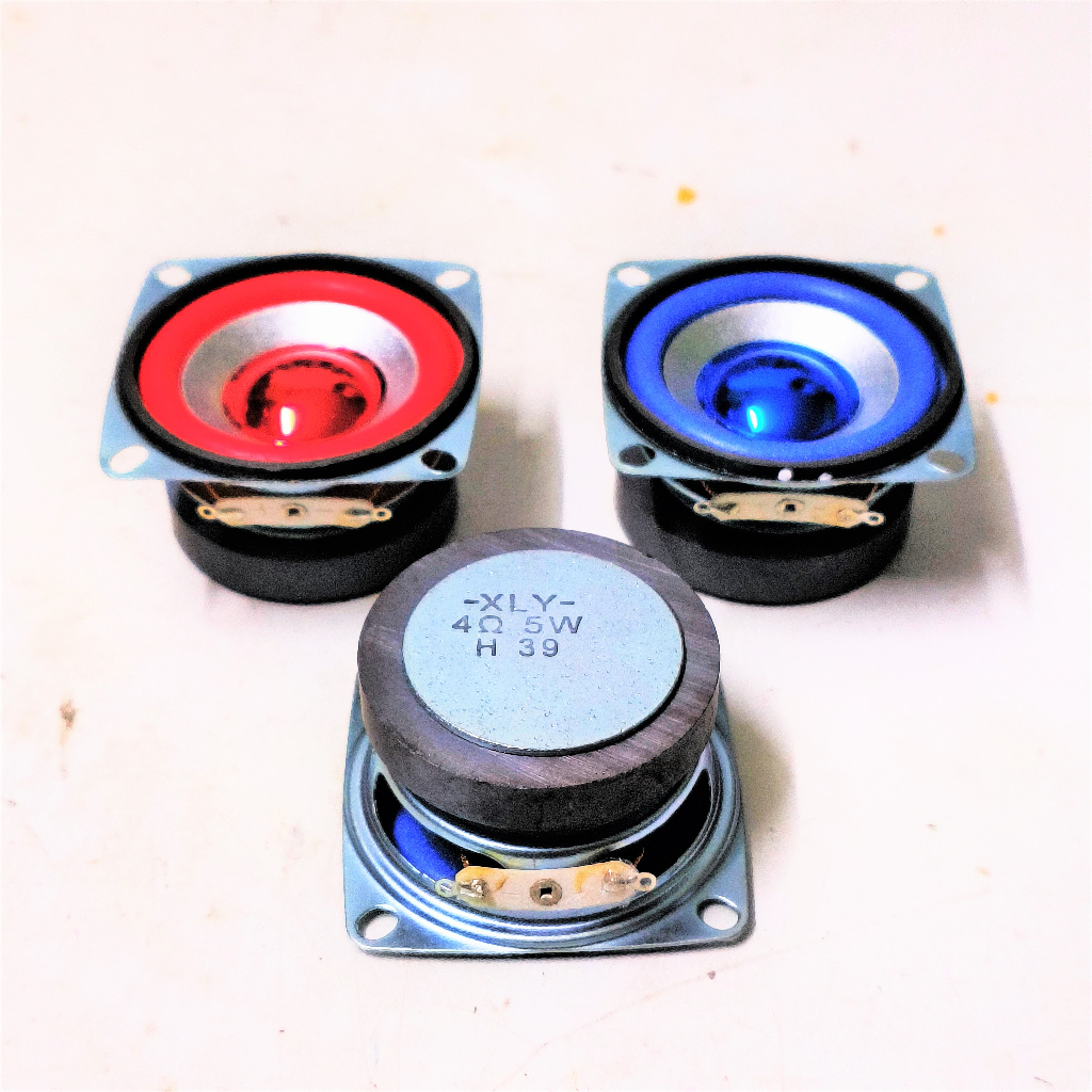 Loa toàn dải 4ohm - 5W vành 52mm  Lõi từ lớn 4cm chất âm hay, tiếng rõ, bass chắc. Dùng chế loa nghe nhạc mini