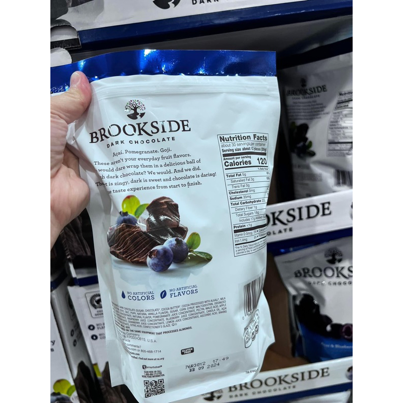 Chocolate đen Brookside nhân quả Việt quất Acai & Blueberry 907gr