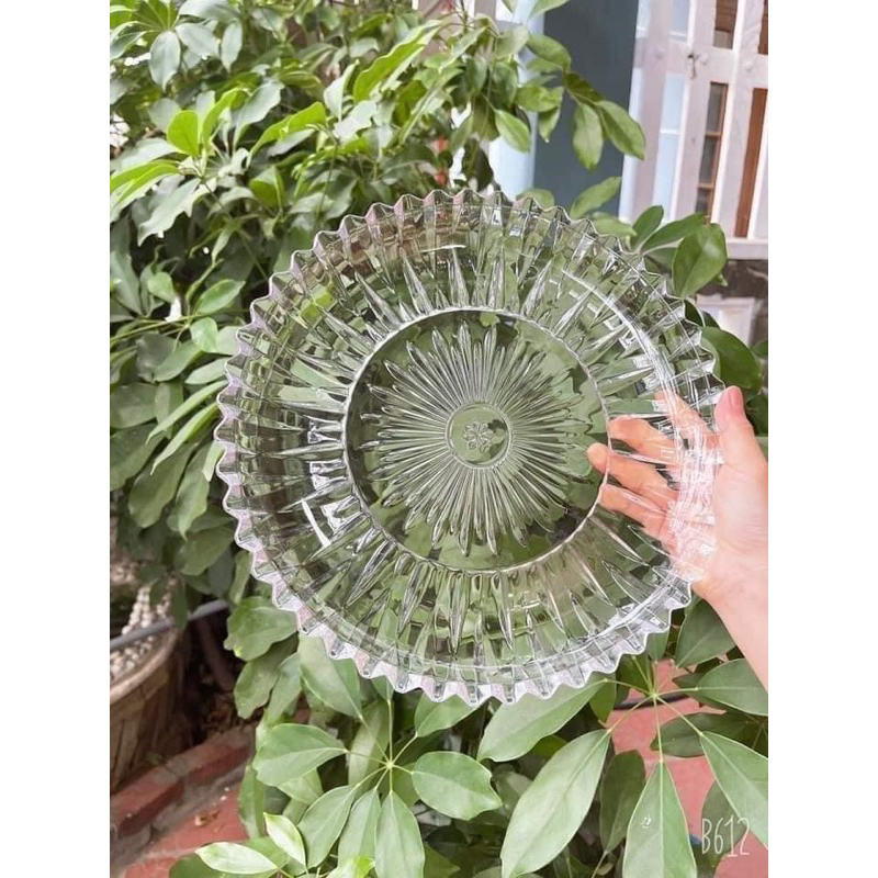 Đĩa thuỷ tinh tròn trắng hình tia 30cm loại đẹp