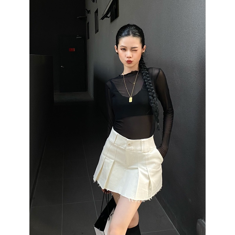 Áo lưới H&M kiểu croptop dài tay mặc đi đu Blackpink
