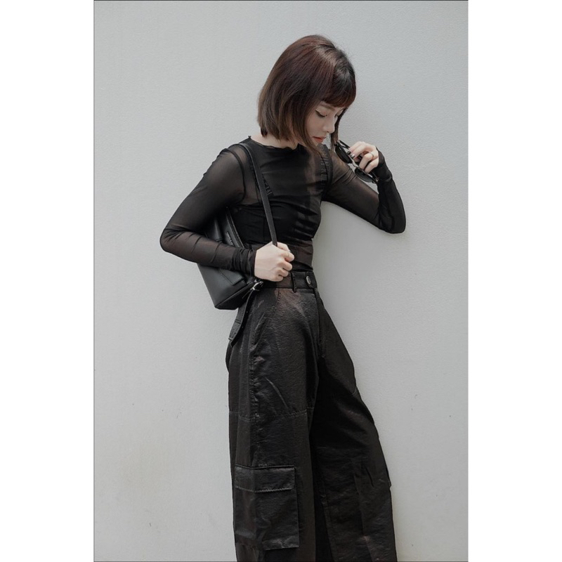 Áo lưới H&M kiểu croptop dài tay mặc đi đu Blackpink