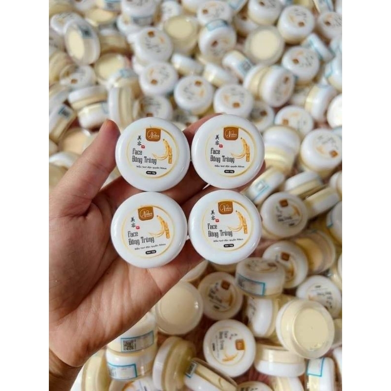 Kem face đông trùng Nicos