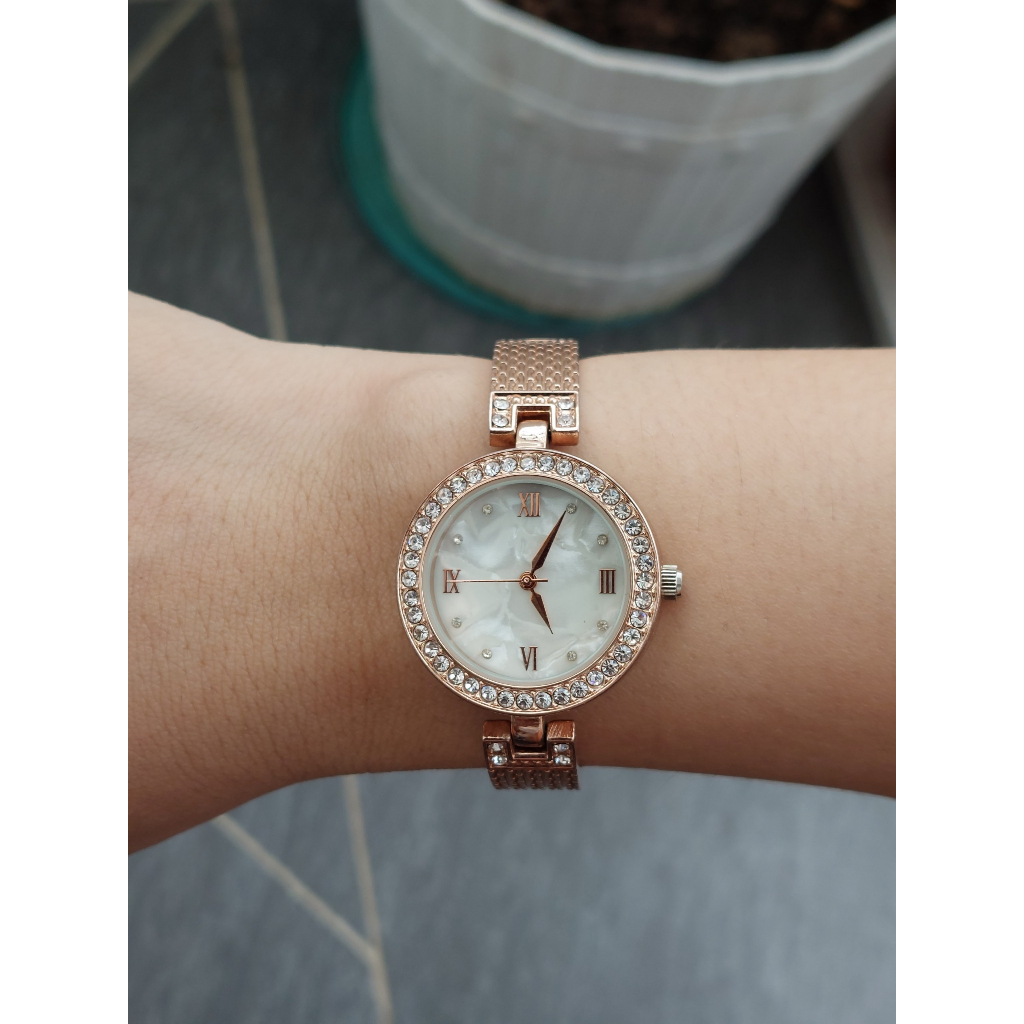 Đồng hồ nữ thời trang mặt đính đá chạy pin hàng Si