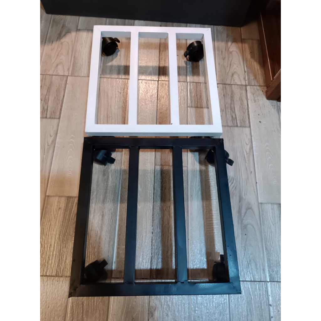 Đế lót chậu cây hình vuông 30/40cm có bánh xe màu Đen và Trắng