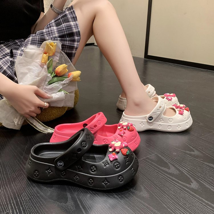 Dép Sandal Đế Dày Họa Tiết Gấu Dâu Lotso Đáng Yêu, Dép EVA Mềm Mại Thoáng Khí Chống Trượt Chống Thấm Nước