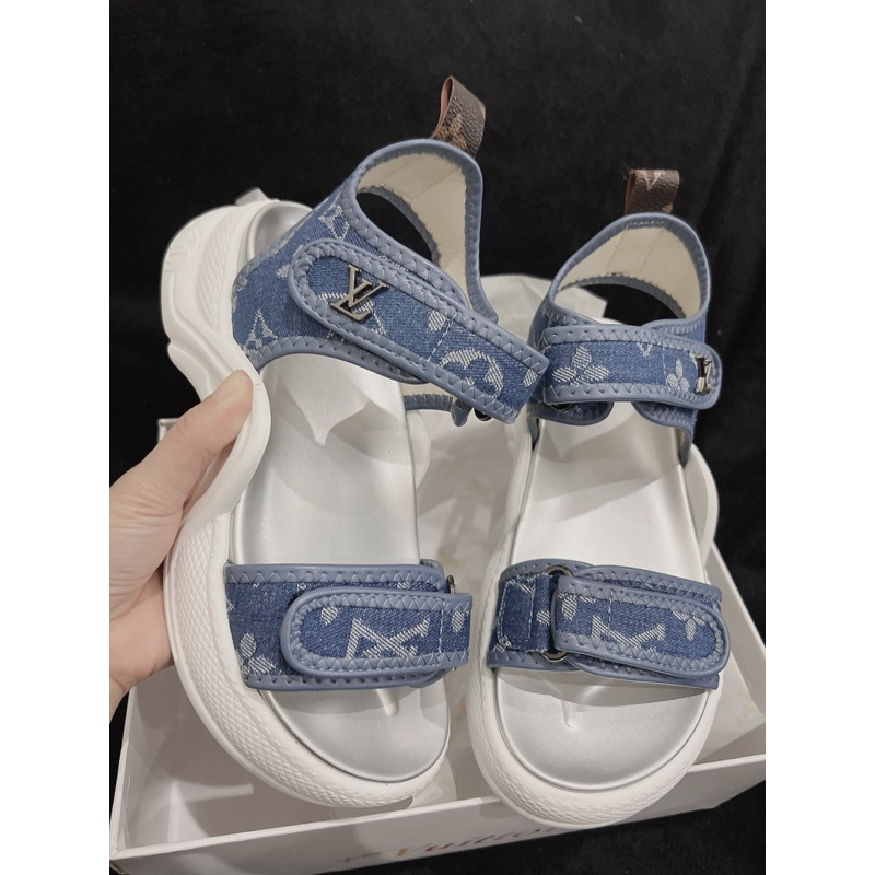 Sandal LV hoạ tiết về 2 mầu- Hàng QC fullbox- kèm video thật