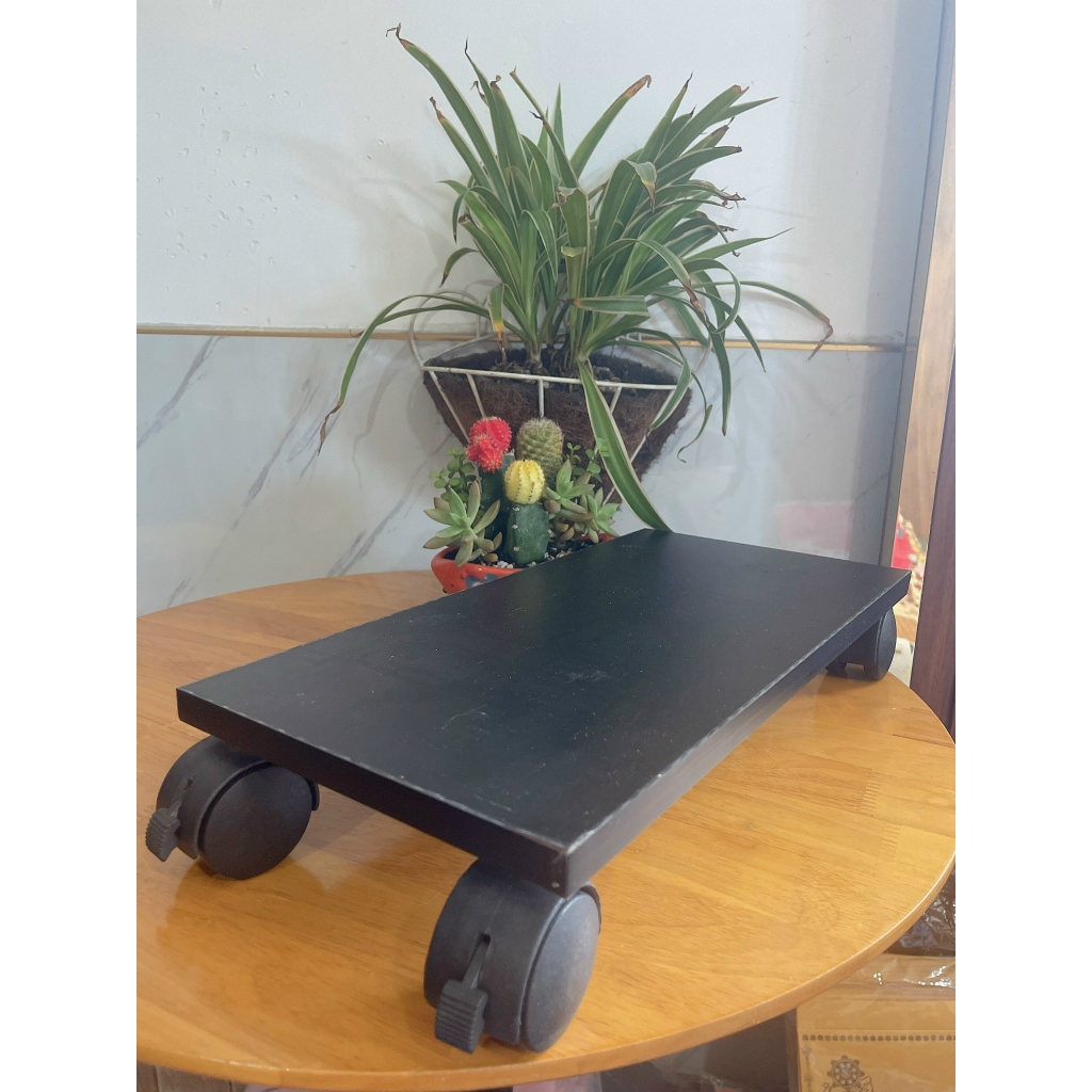 Kệ để máy vi tính/Thùng CPU có 04 bánh xe di chuyển