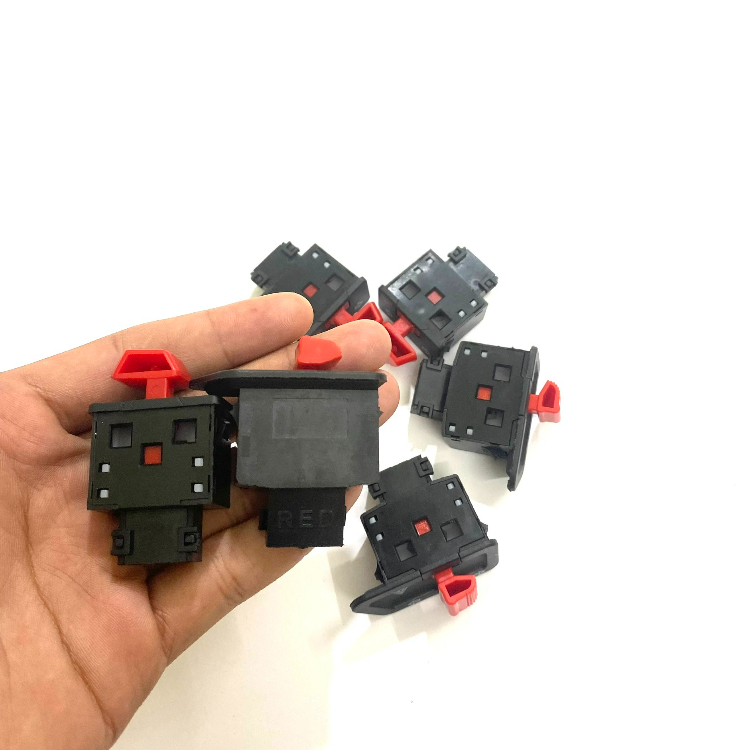 Công tắc xinhan haza nháy 4 bóng Màu ĐỎ kiểu mới 2023