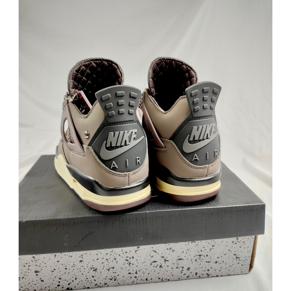 GIÀY JD4 RETRO MEDIUM VINTAGE NÂU LAI AU