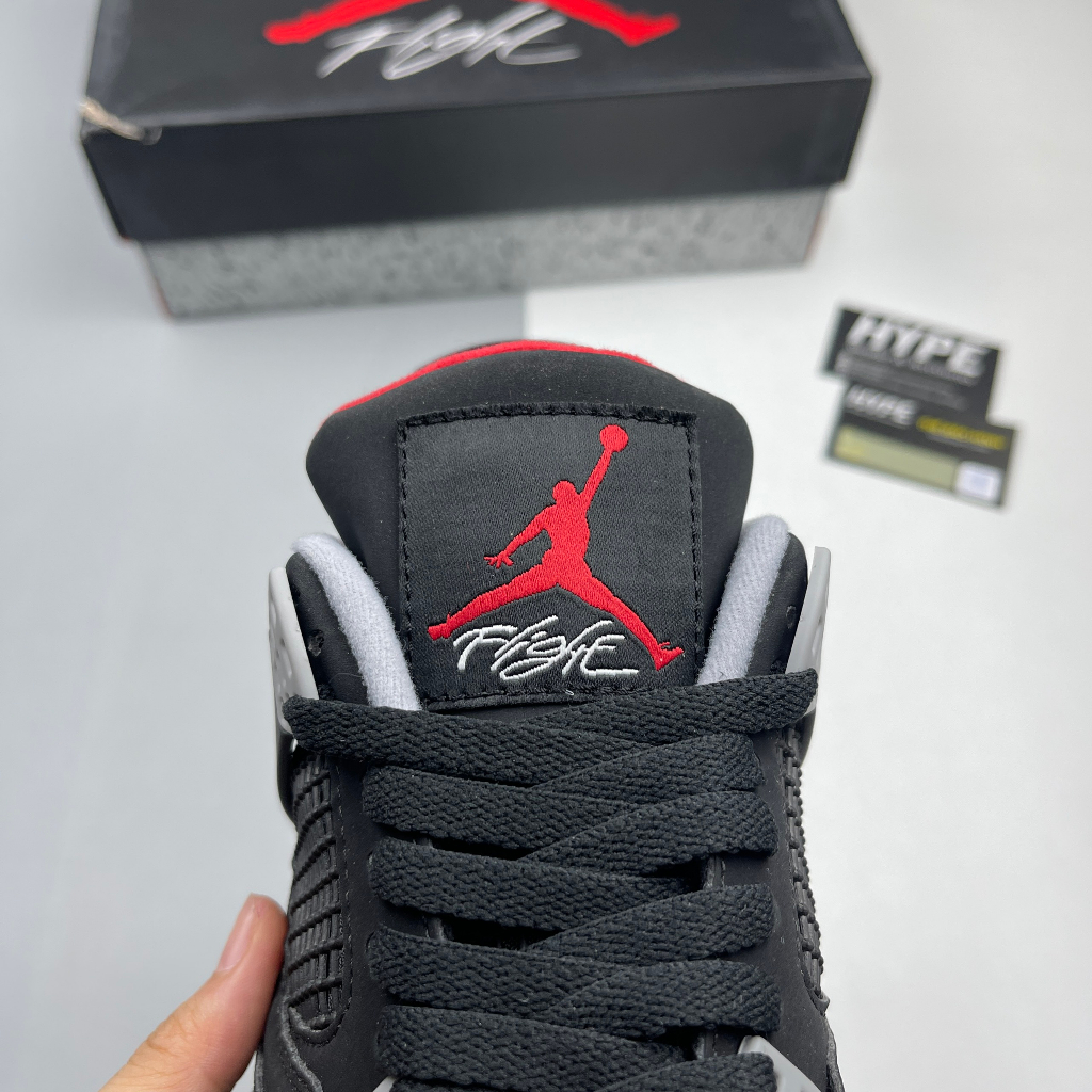 Giày Sneaker Jordan 4 Bred - Hype Sneaker / Best Quality