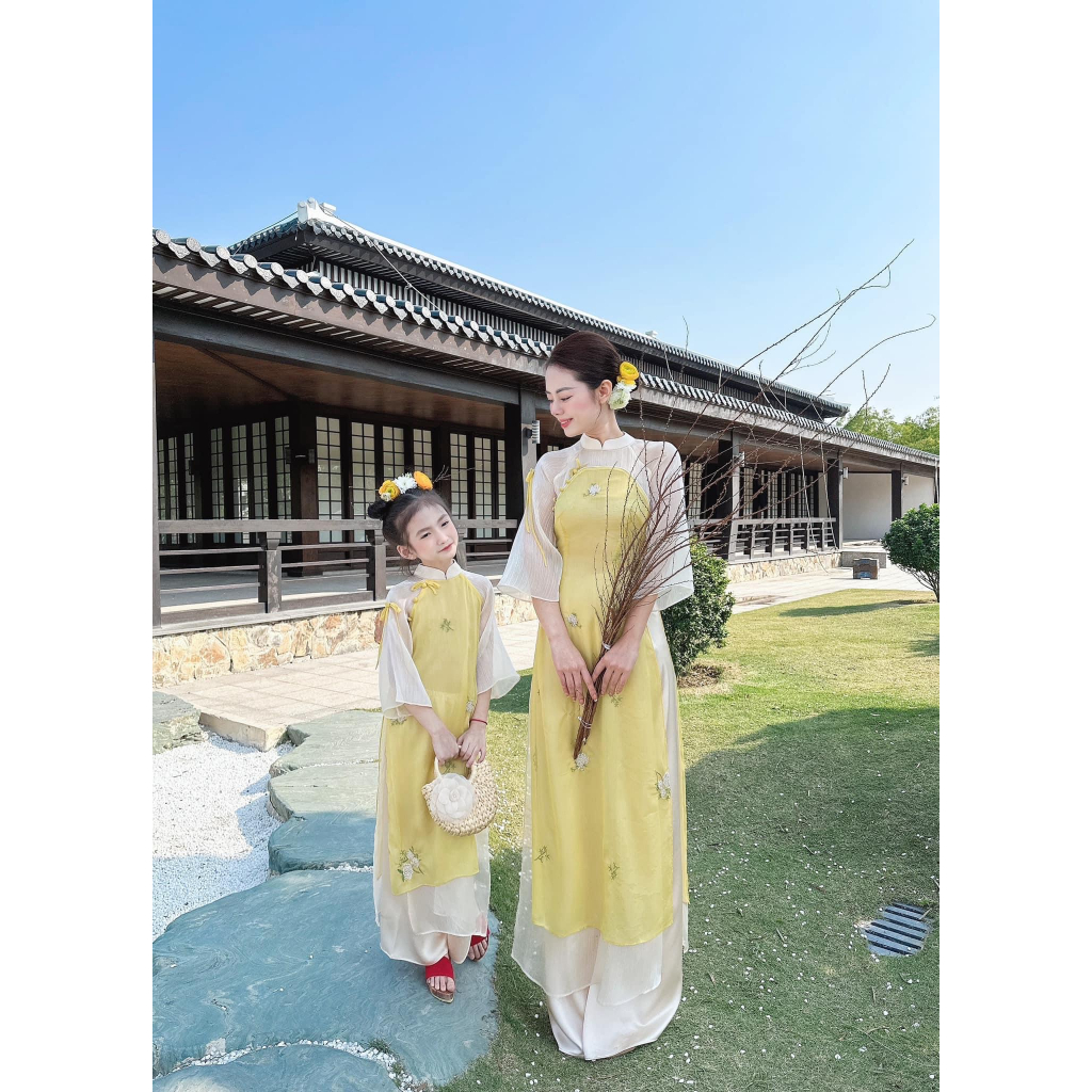 Set áo dài mẹ và bé Linn - vải tơ xước Nhật - họa tiết thêu & đính kết cao cấp - màu vàng - Áo Dài An Nhiên - AN31