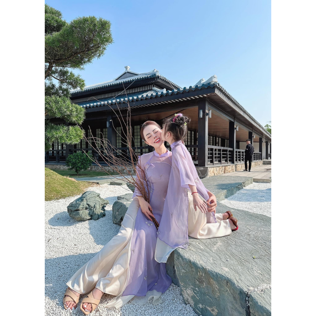 Set áo dài mẹ và bé Linn - vải tơ sống Nhật - họa tiết thêu & đính kết cao cấp - màu tím - Áo Dài An Nhiên - AN28