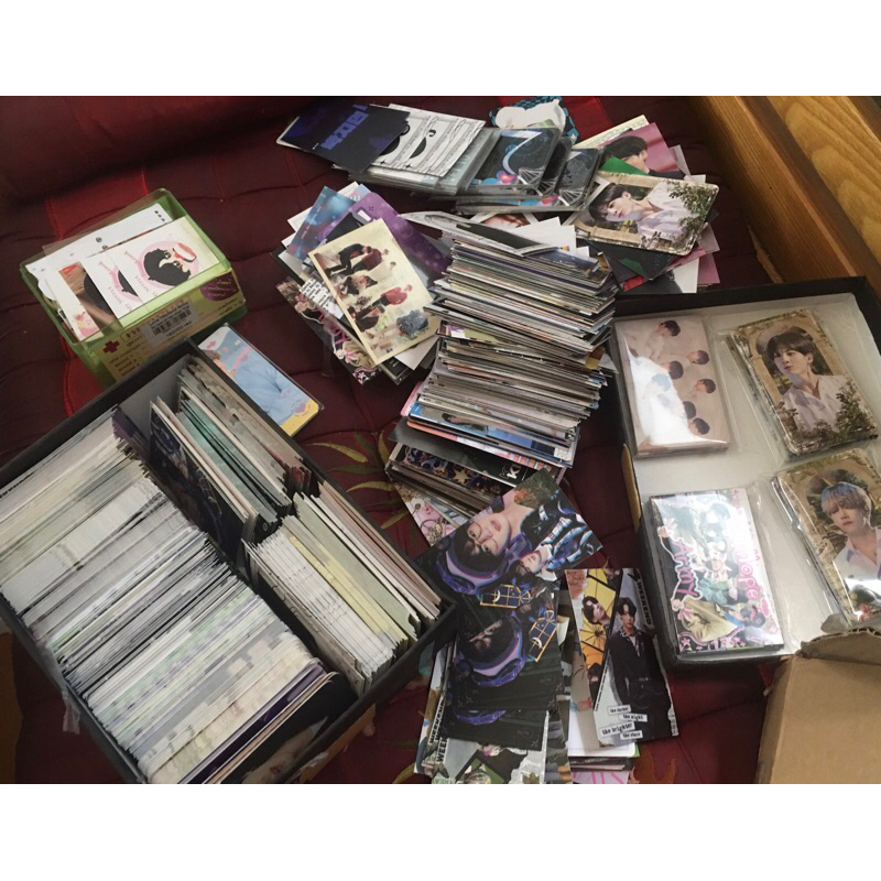 BOX MIX CARD DES BTS