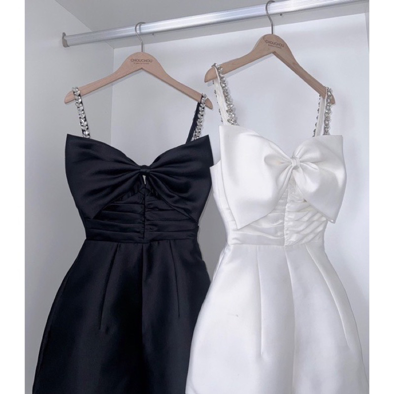 Jumpsuit 2 dây viền đá chất tafta | BigBuy360 - bigbuy360.vn