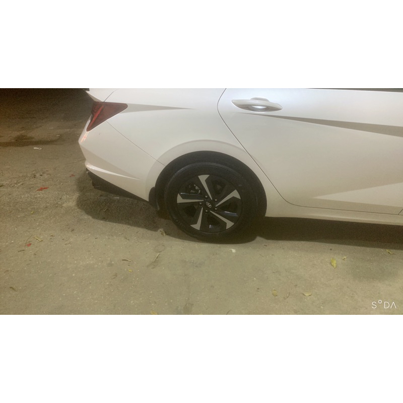 Dcal dán vành elantra 2023