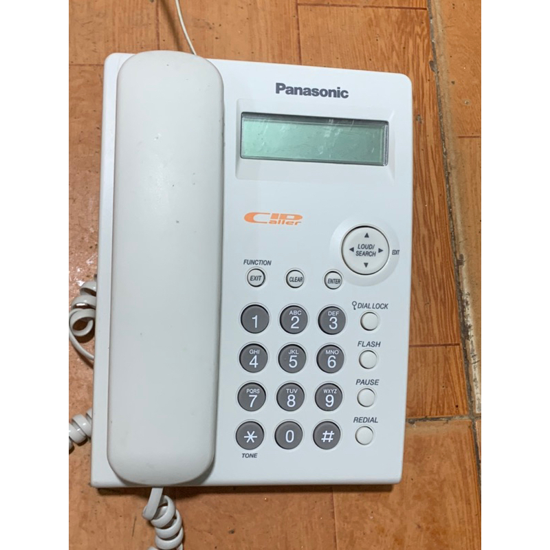 Panasonic kx -tsc11 hiện số, danh bạ 50 số