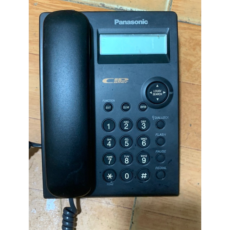 Panasonic kx -tsc11 hiện số, danh bạ 50 số