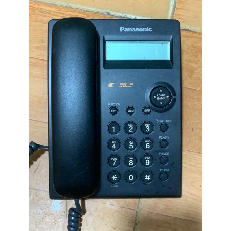 Panasonic kx -tsc11 hiện số, danh bạ 50 số