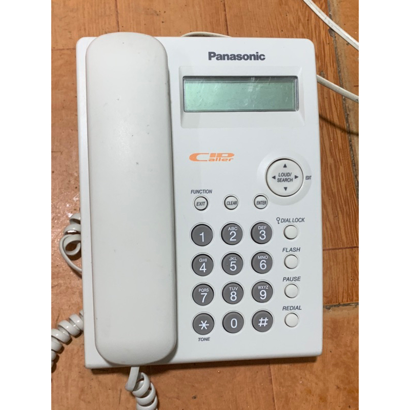 Panasonic kx -tsc11 hiện số, danh bạ 50 số