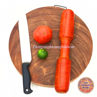 Thớt gỗ nghiến không tâm đường kính 29cm dày 4cm- thớt chặt