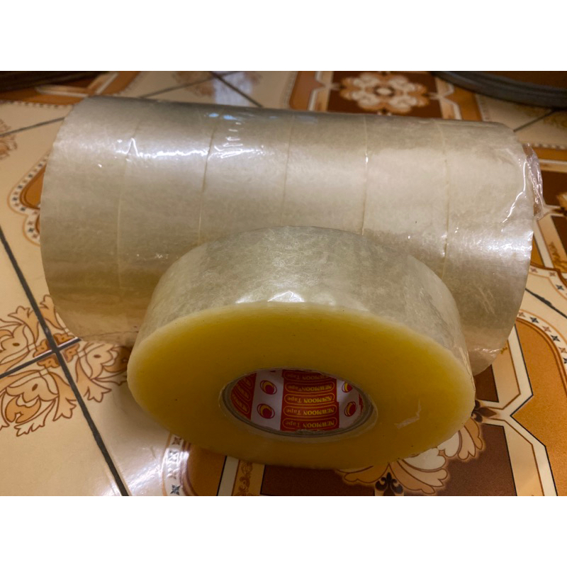 Băng dính dán thùng lõi giấy mỏng 1kg/1cuộn