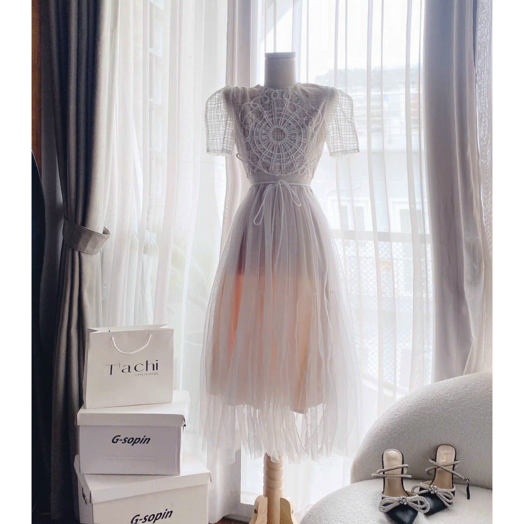 Đầm midi tiệc tùng xòe thêu ngực phối lưới trắng kem NÀNG CLOSET