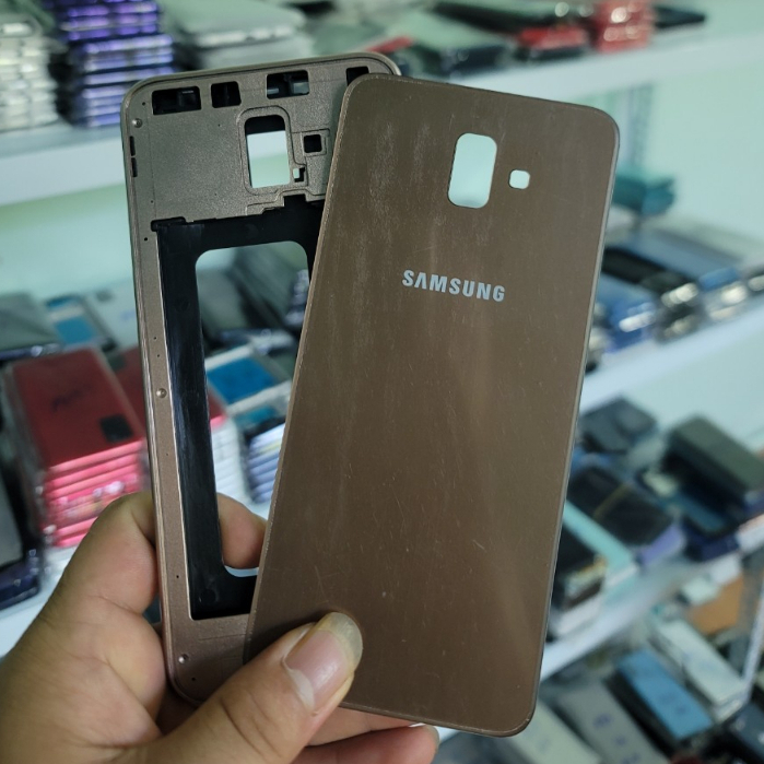 Bộ xương vỏ samsung J6 plus / J6+