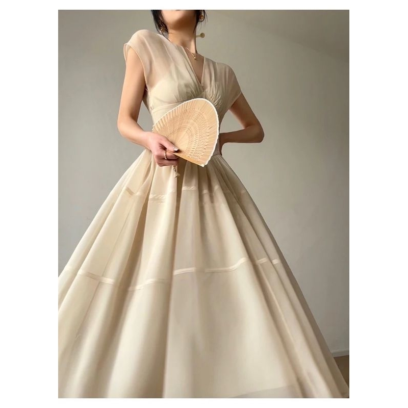 Đầm midi tơ óng mềm mại vnxk xịn
