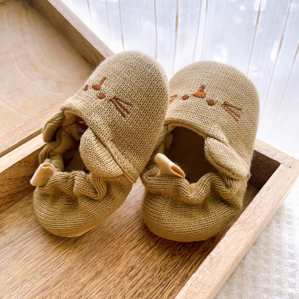Giày vải cotton organic, phần bo ôm chân nhẹ nhàng, có lớp chống trượt, chính hãng MIYUEBB