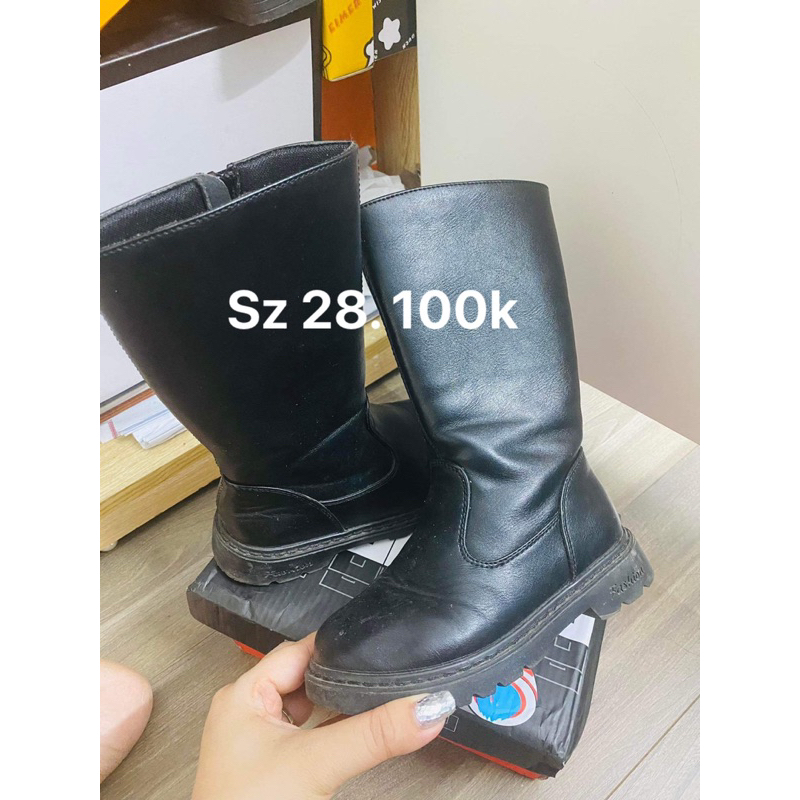 Giày hàng pass cho bé size ghi ở ảnh