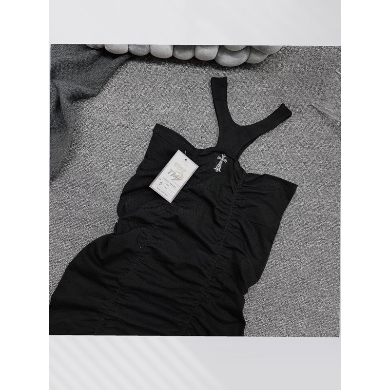 VÁY BODY ĐEN CỔ YẾM BÉ GÁI