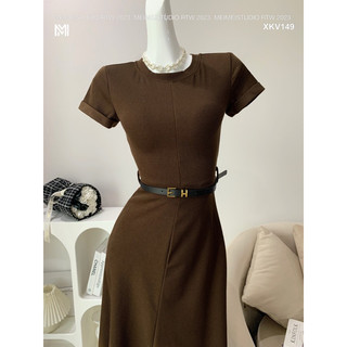 đầm len midi kèm belt